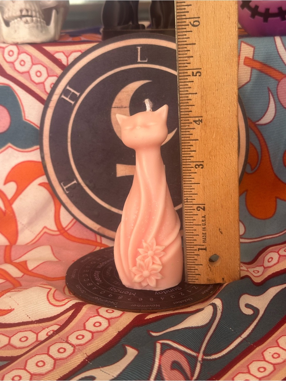 Peach Floral Cat Candle - Picture 3 of 8